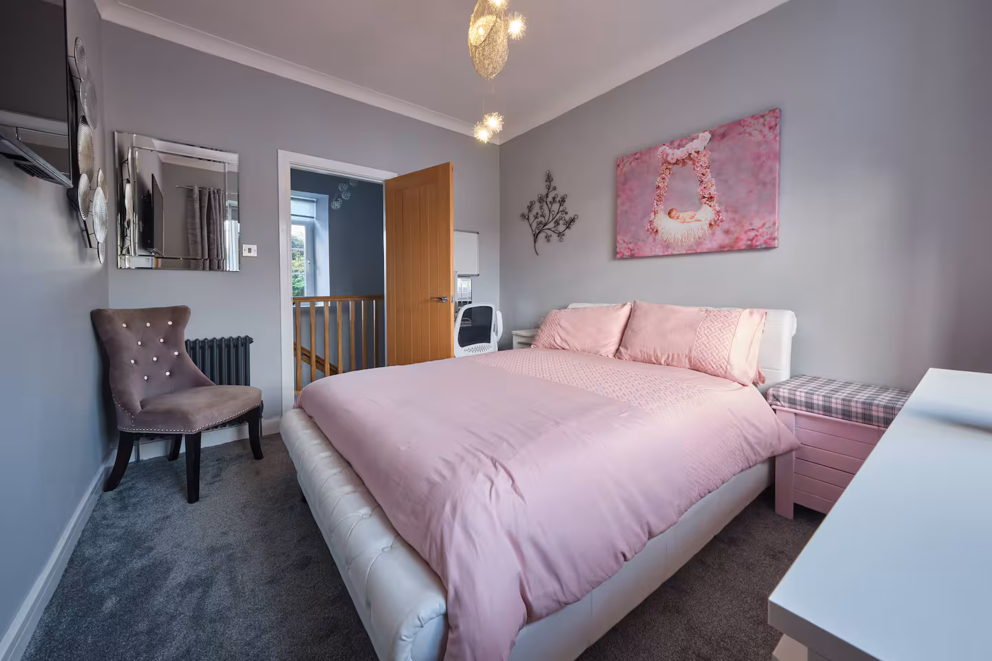 Second bedroom
